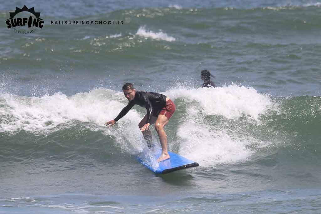 Beginner Surf Lessons in Canggu, Bali